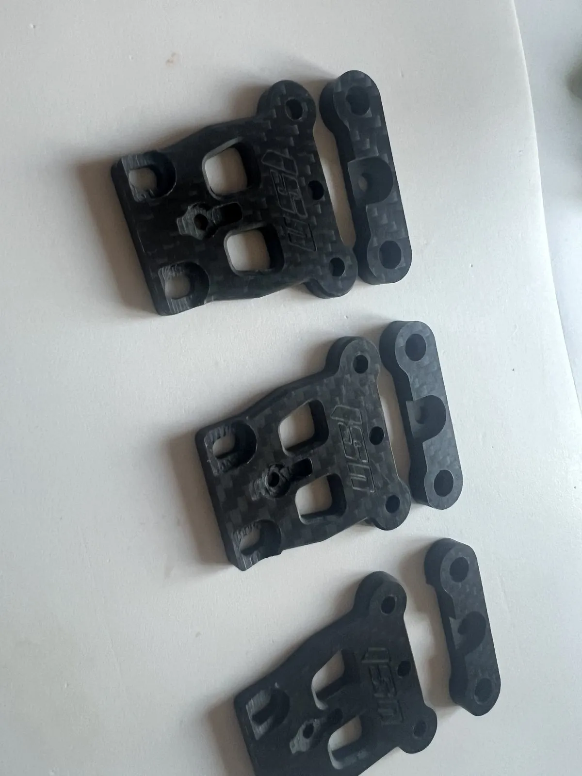 Platine sauve-servo carbone Tekno EB48 / NB48, photo 3
