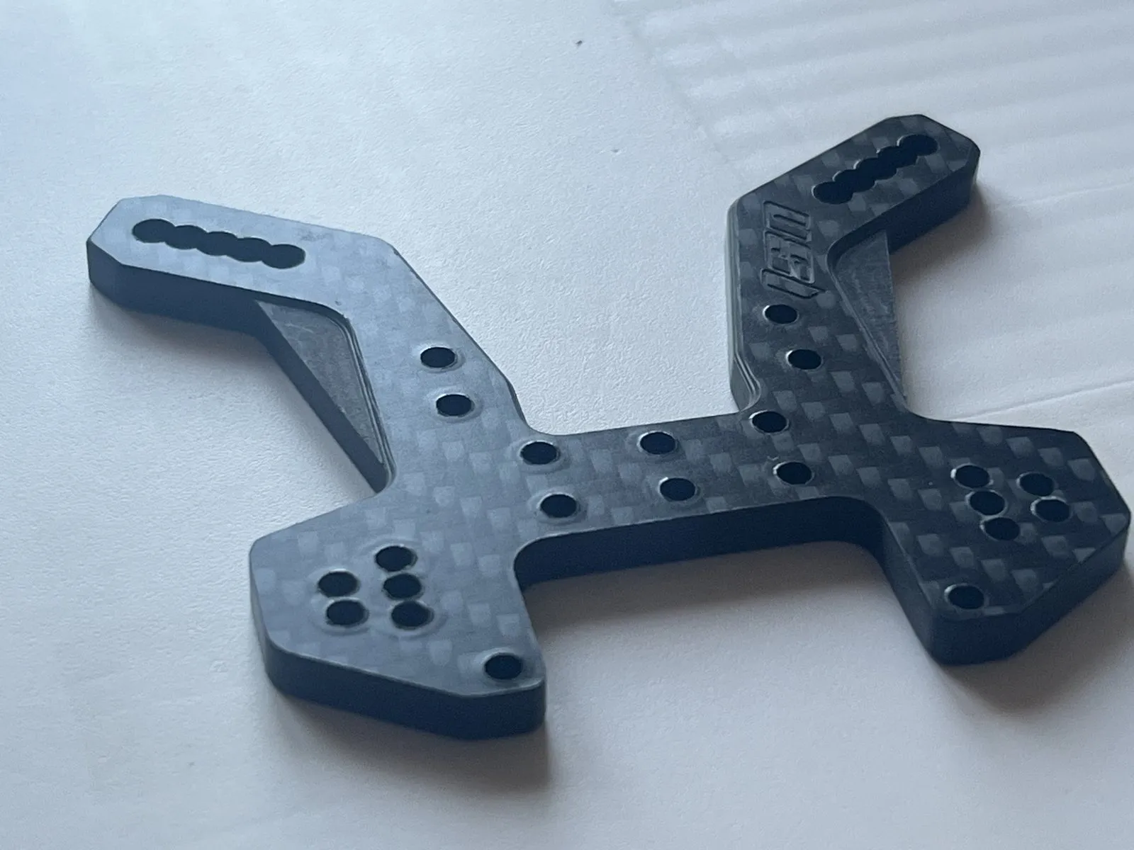 Support d'amortisseur carbone JSN Concept pour Tekno